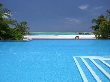 Maldives, South Male Atoll, Olhuveli Beach & Spa Resort